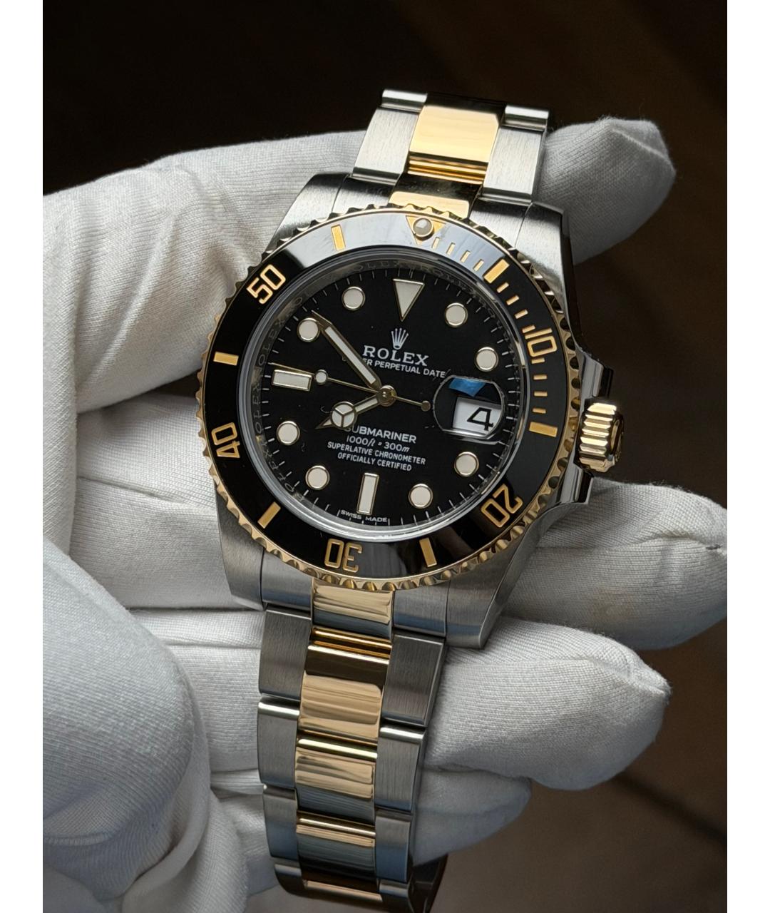 ROLEX Черные часы из желтого золота, фото 2