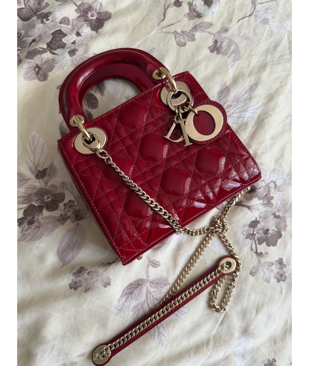 CHRISTIAN DIOR Красная сумка с короткими ручками из лакированной кожи, фото 5