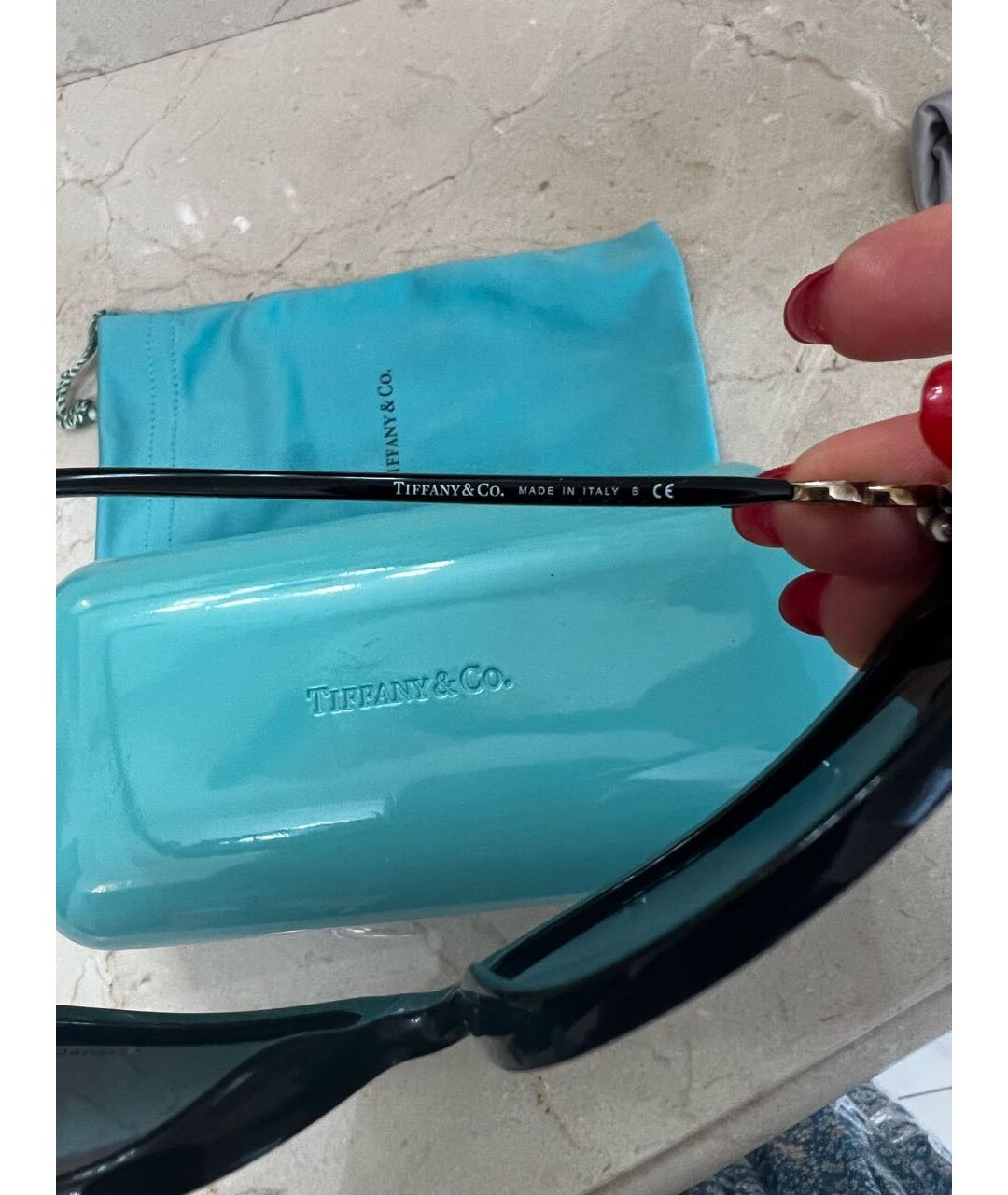 TIFFANY&CO Черные пластиковые солнцезащитные очки, фото 3