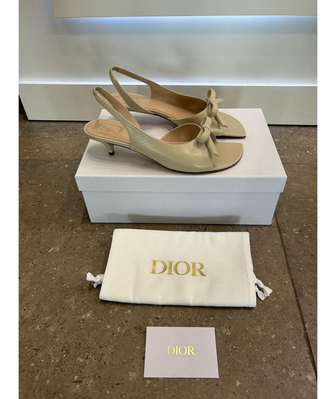 CHRISTIAN DIOR Бежевые кожаные босоножки, фото 4
