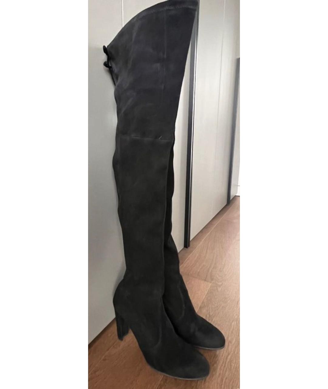 STUART WEITZMAN Черные замшевые ботфорты, фото 7