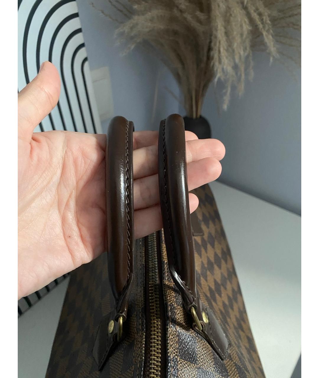 LOUIS VUITTON Коричневая сумка с короткими ручками, фото 5