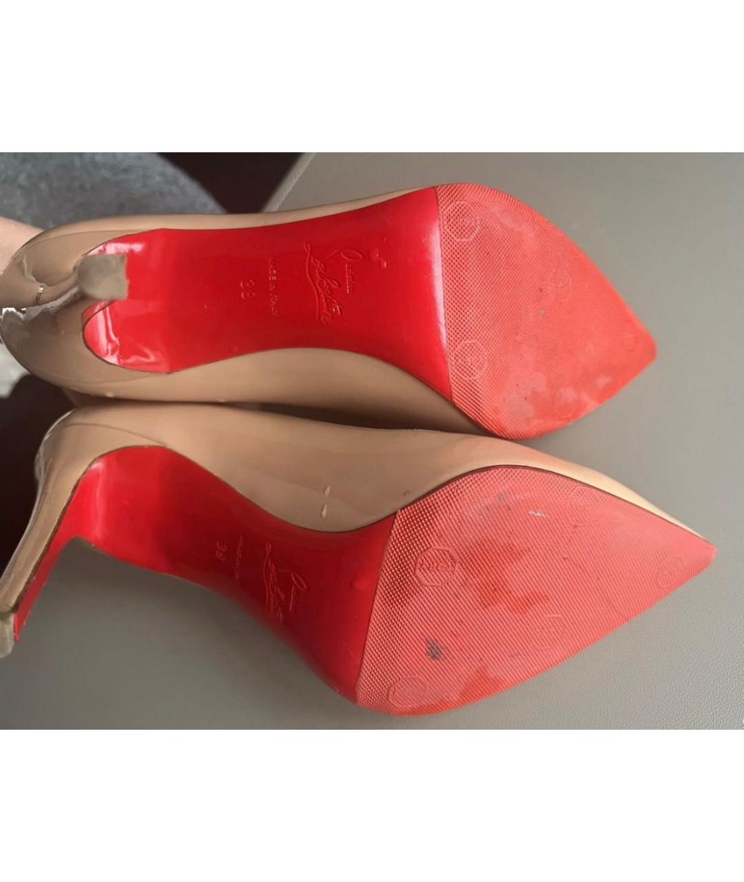 CHRISTIAN LOUBOUTIN Бежевые туфли из лакированной кожи, фото 7
