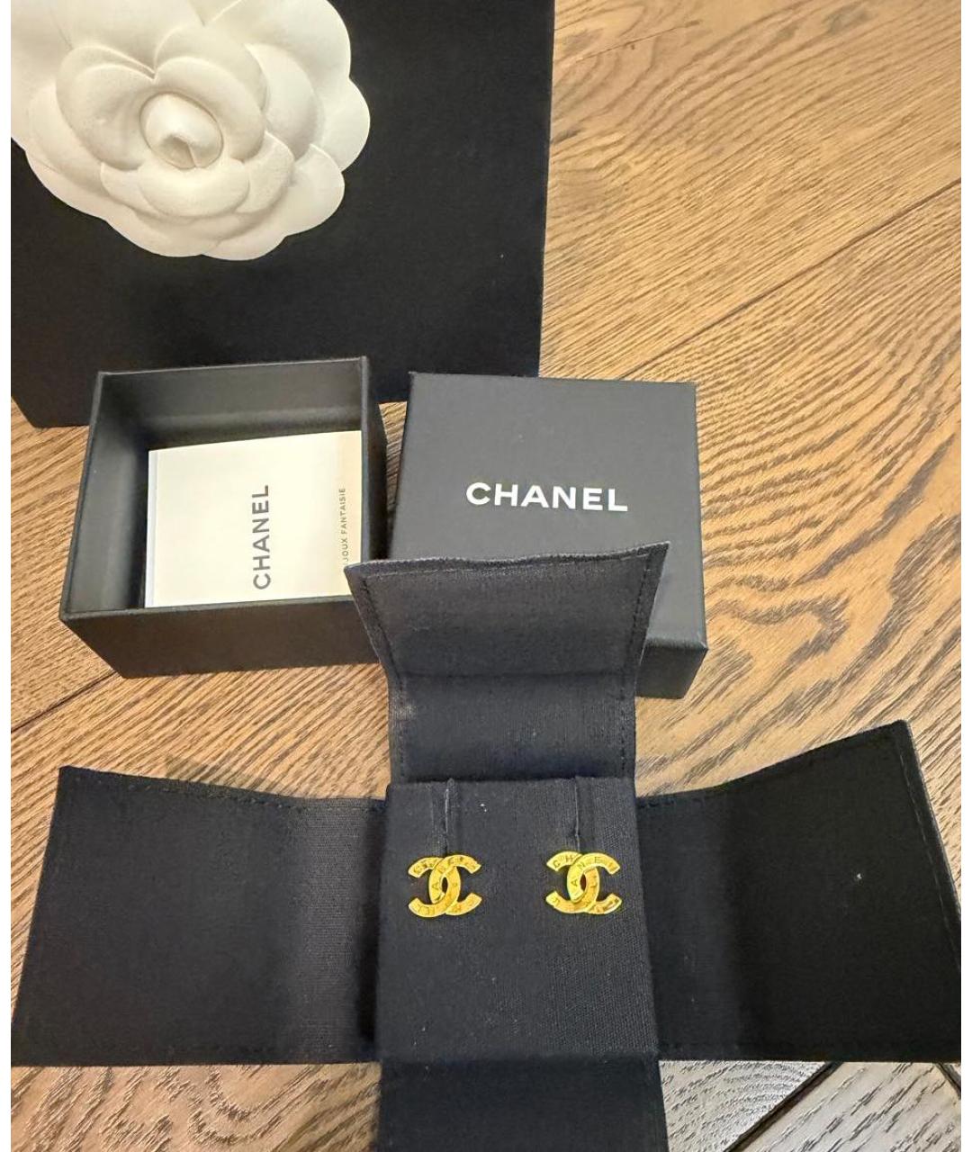 CHANEL Золотые серьги из желтого золота, фото 3