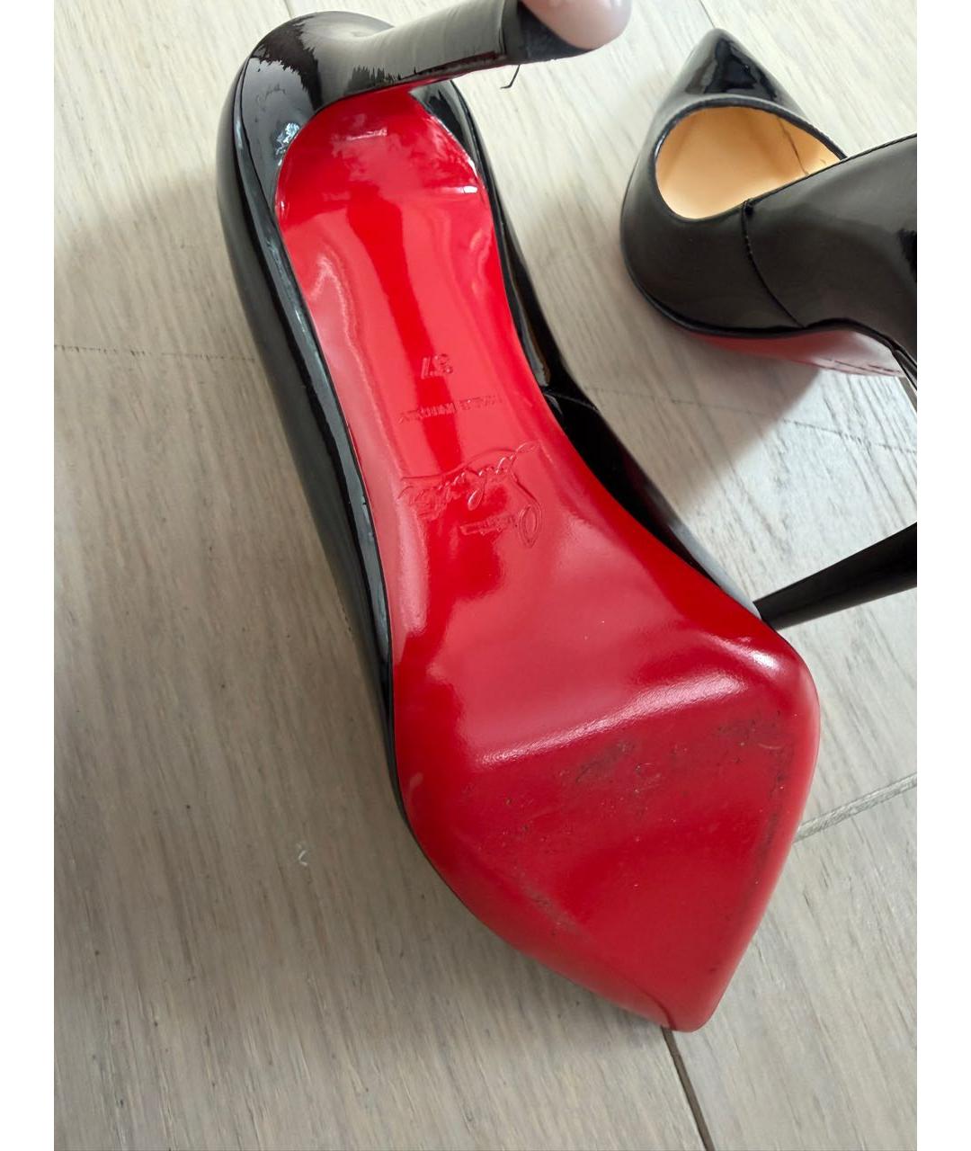 CHRISTIAN LOUBOUTIN Черные туфли из лакированной кожи, фото 5