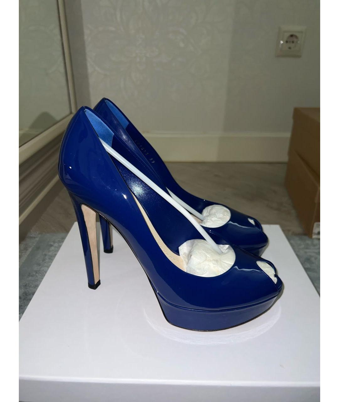 CHRISTIAN DIOR Синие босоножки из лакированной кожи, фото 5