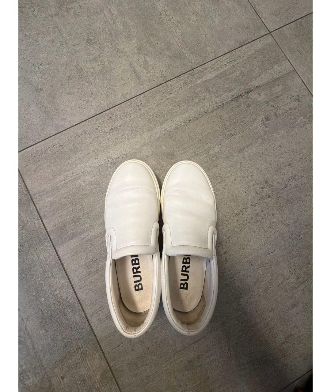 BURBERRY Белые кожаные слипоны, фото 3