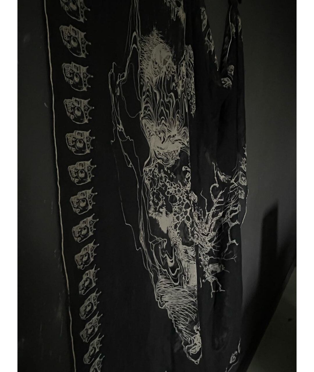 ALEXANDER MCQUEEN Черный шелковый платок, фото 3
