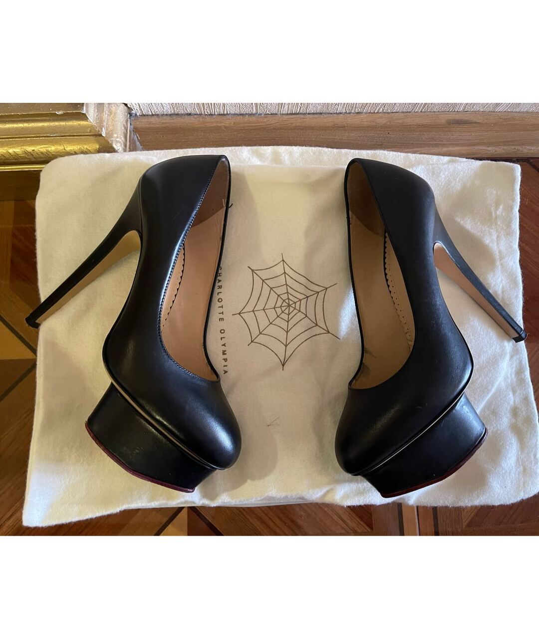 CHARLOTTE OLYMPIA Черные кожаные туфли, фото 3