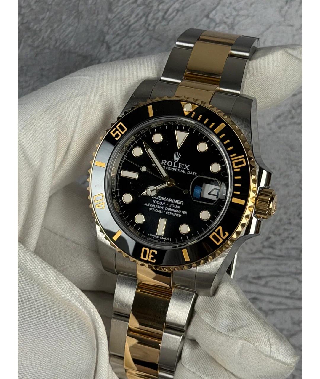 ROLEX Черные часы из желтого золота, фото 2