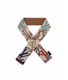 LOUIS VUITTON Платок