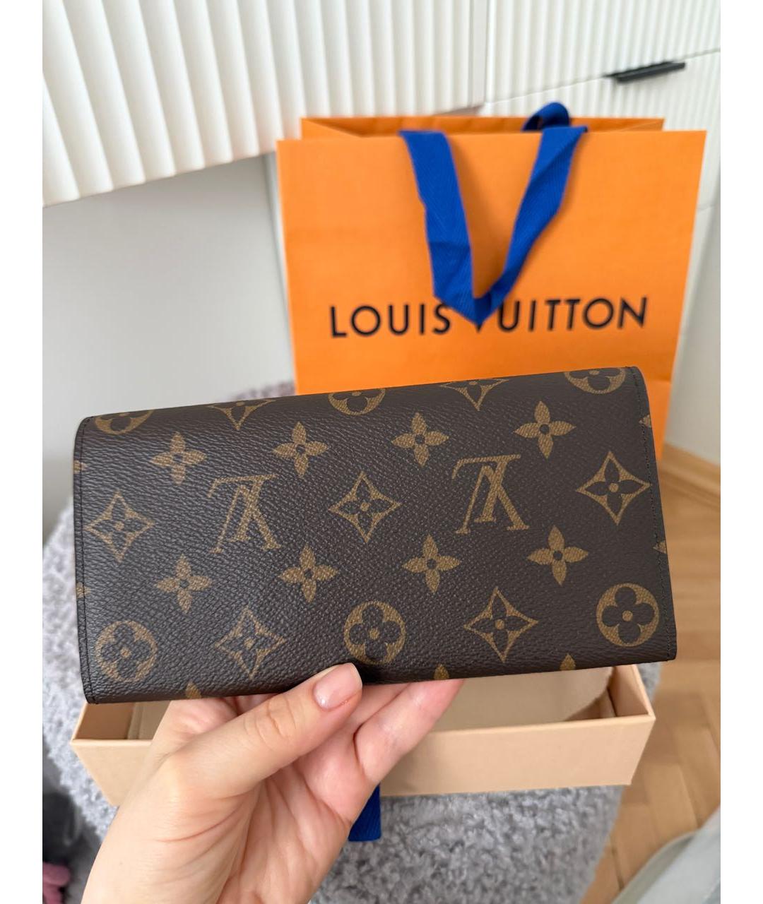 LOUIS VUITTON Коричневый кожаный кошелек, фото 5