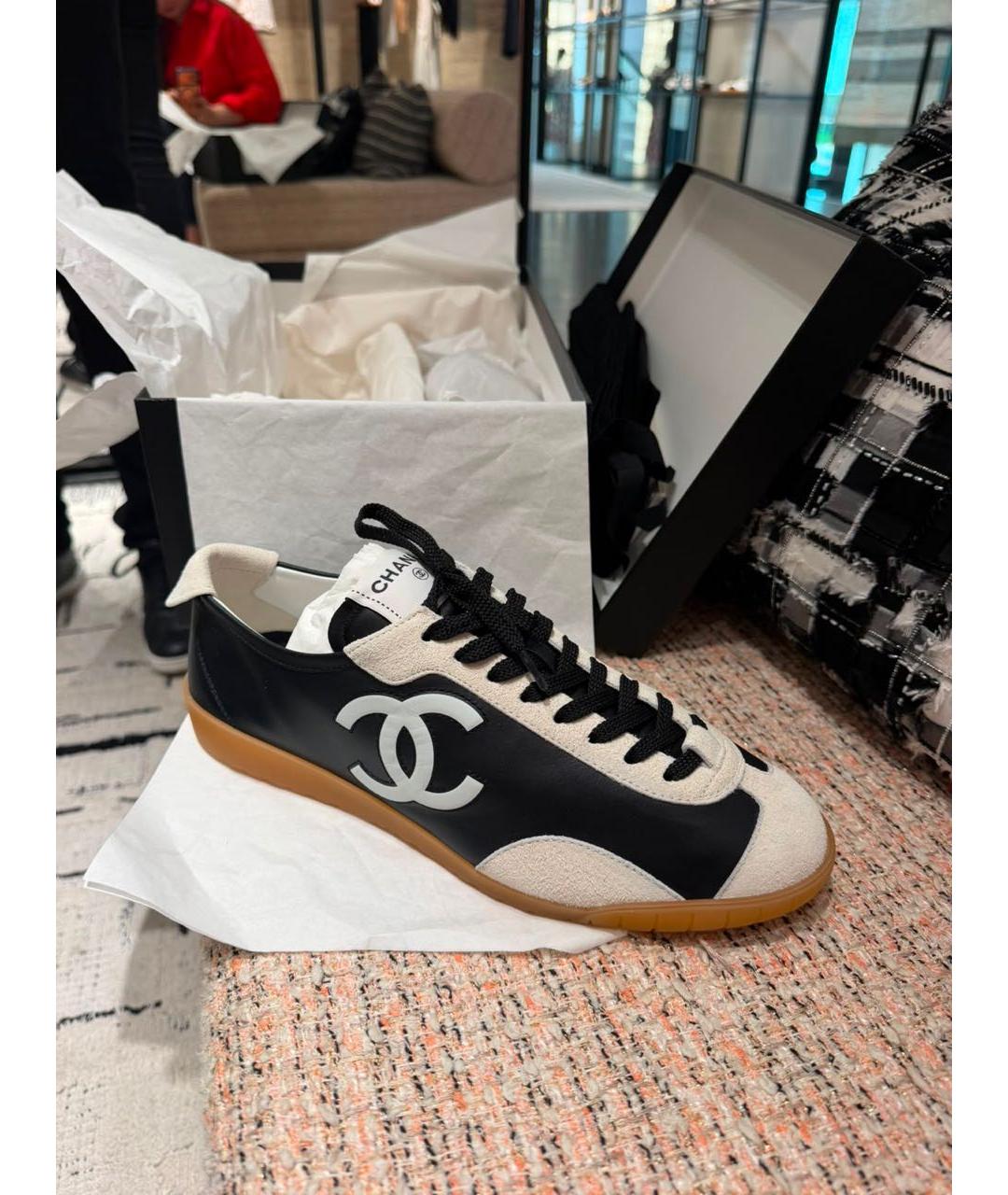 CHANEL Черные кожаные кроссовки, фото 2