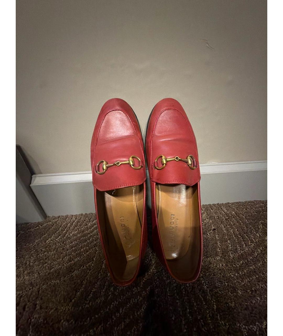 GUCCI Коралловые кожаные лоферы, фото 3