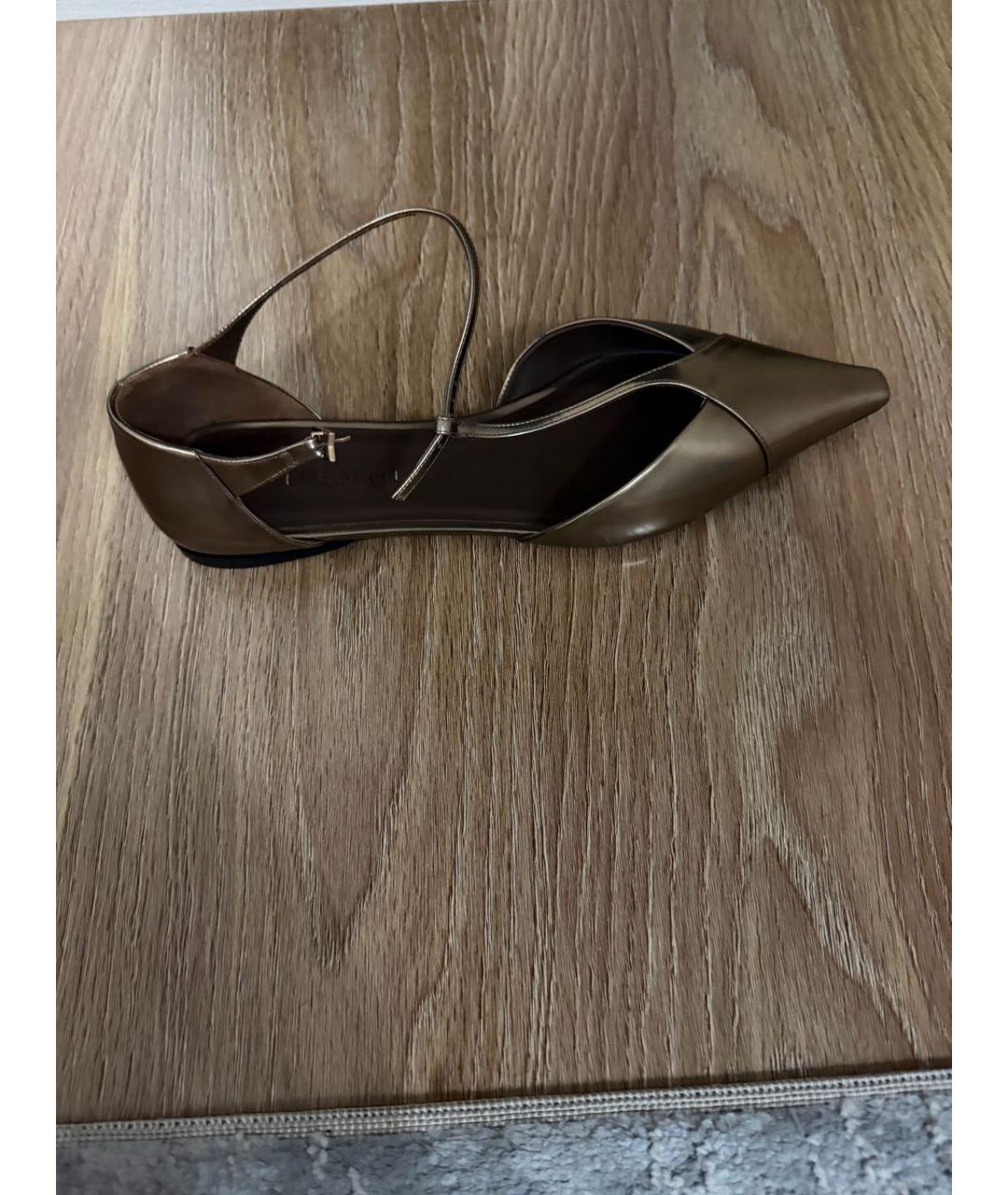MAX MARA Золотые кожаные туфли, фото 5