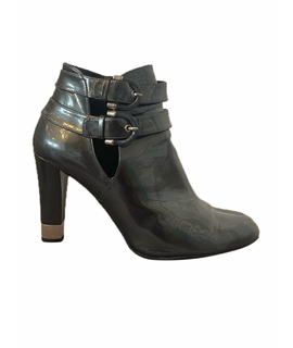 

Ботильоны STUART WEITZMAN