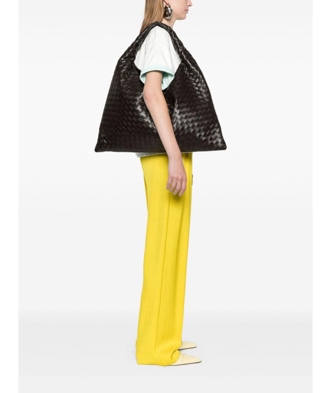 BOTTEGA VENETA Коричневая кожаная сумка с короткими ручками, фото 7