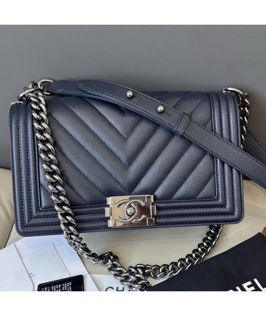 CHANEL Темно-синяя кожаная сумка через плечо, фото 2