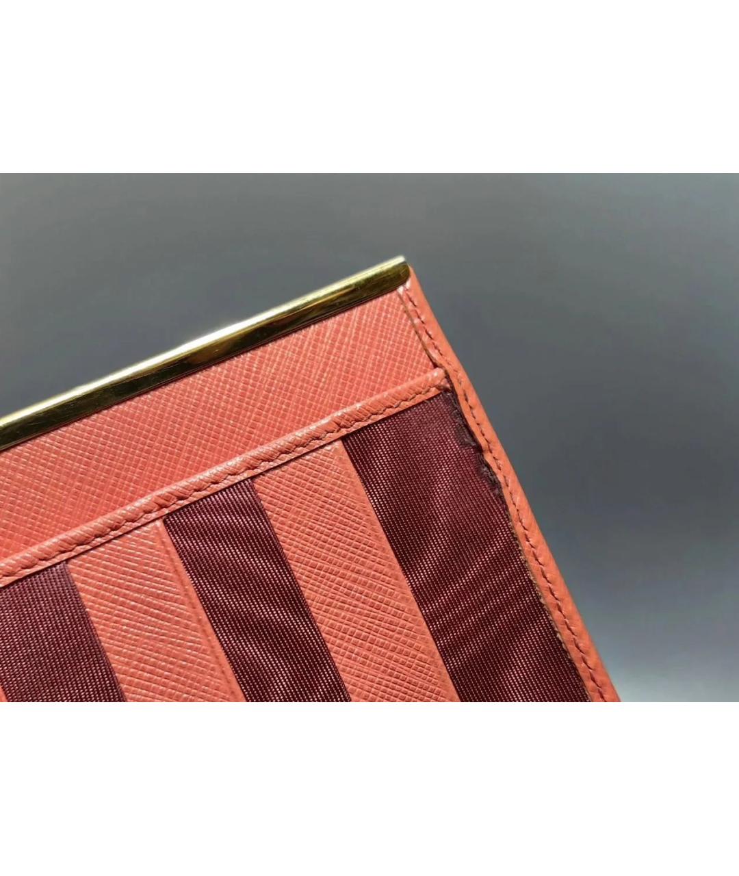 FERRAGAMO Коралловый кожаный кошелек, фото 8