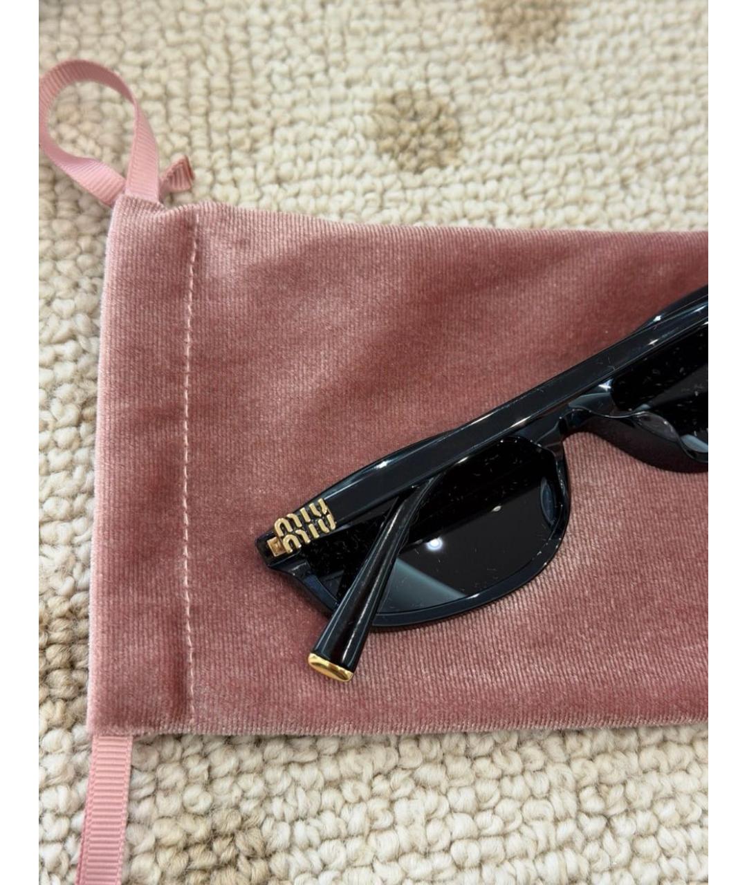 MIU MIU Черные солнцезащитные очки, фото 4