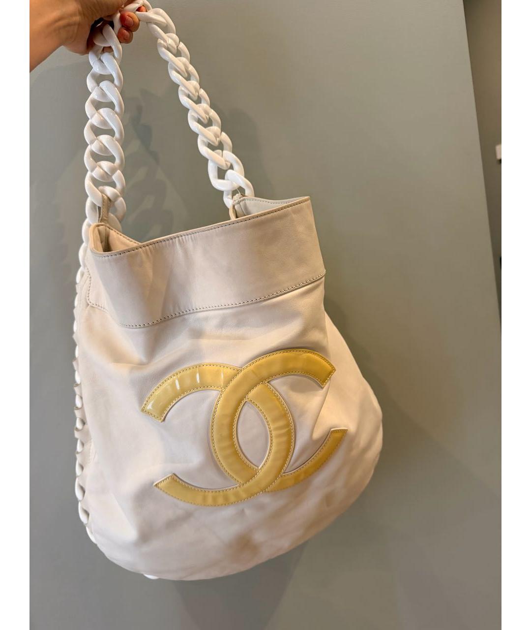CHANEL Белая кожаная сумка тоут, фото 7