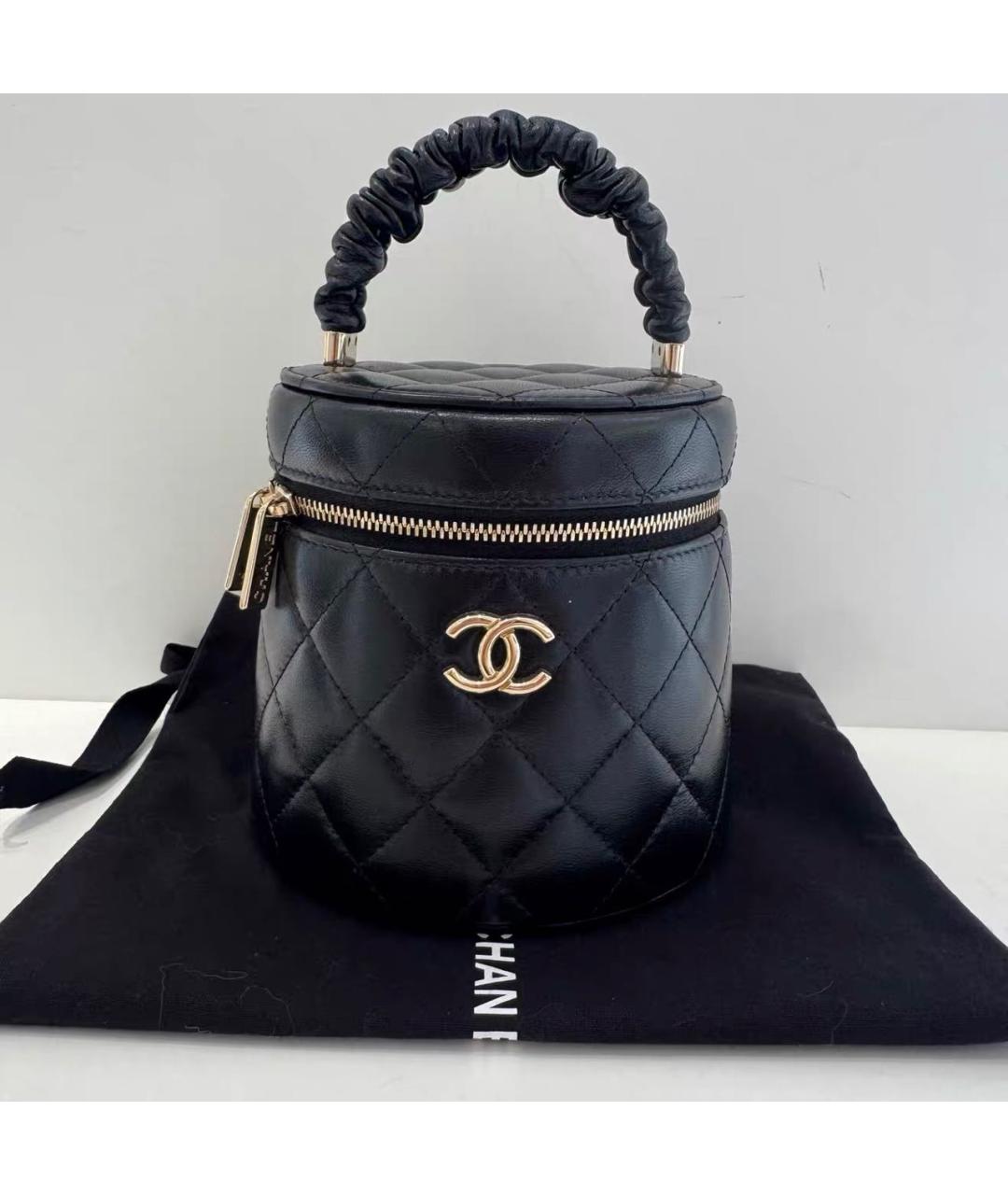 CHANEL Черная кожаная сумка с короткими ручками, фото 9