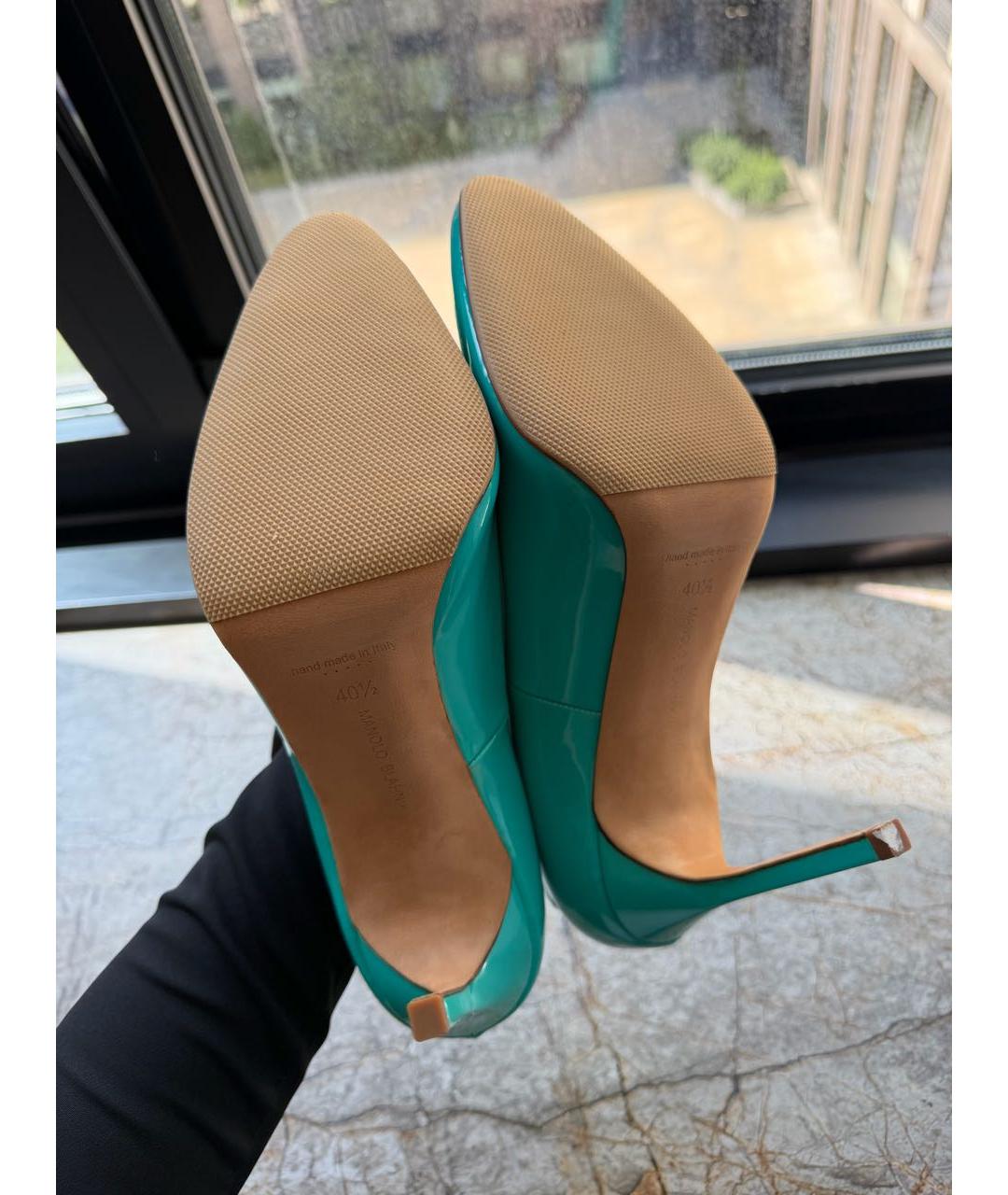 MANOLO BLAHNIK Бирюзовые туфли из лакированной кожи, фото 5