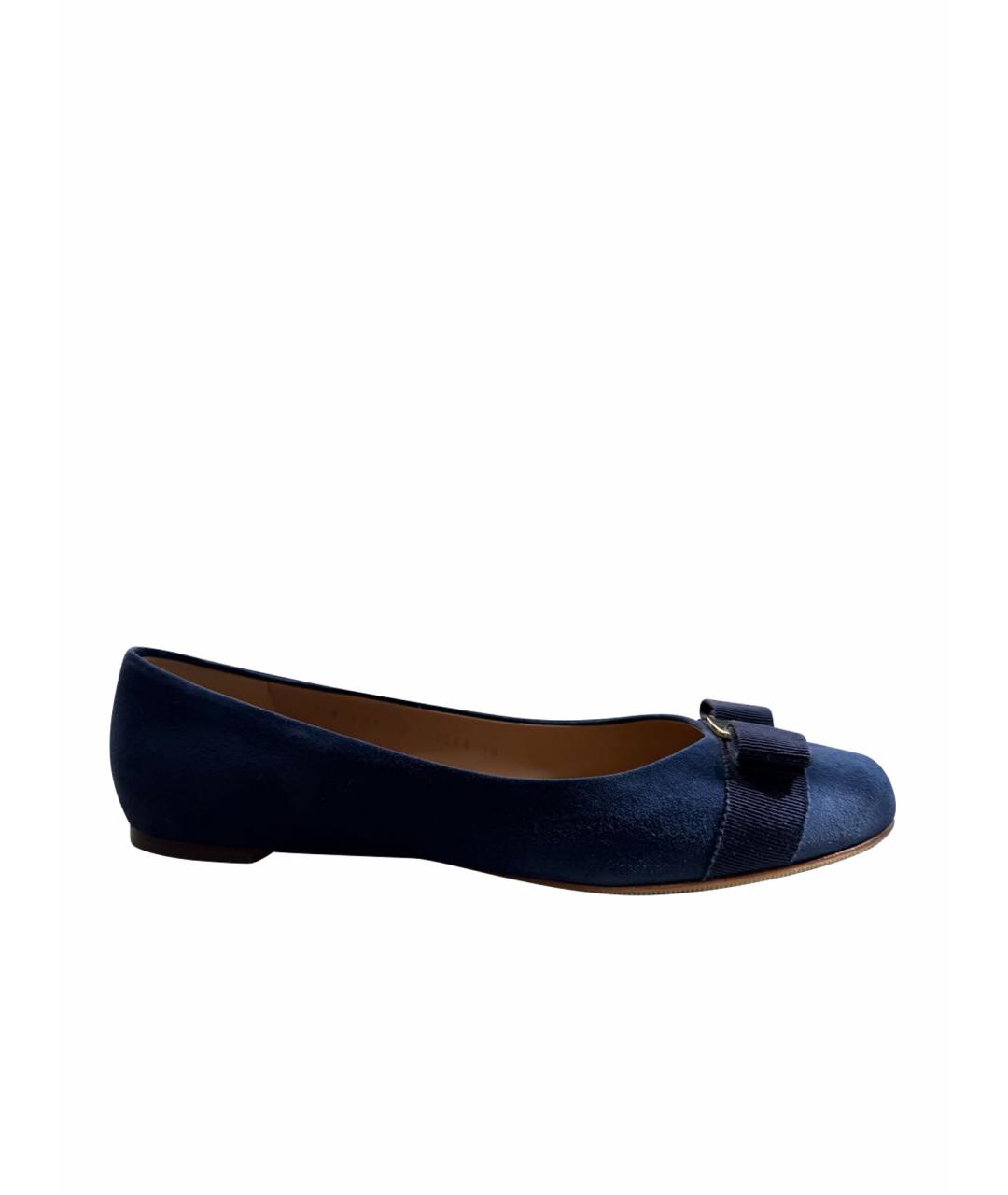 FERRAGAMO Темно-синие замшевые балетки, фото 1