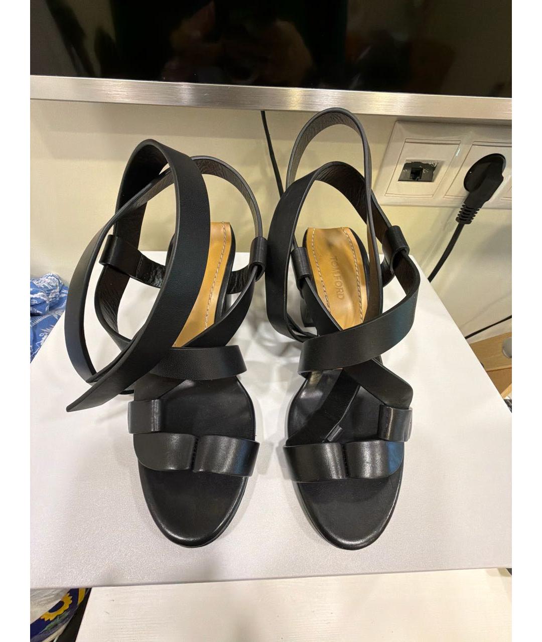 TOM FORD Черные кожаные босоножки, фото 2