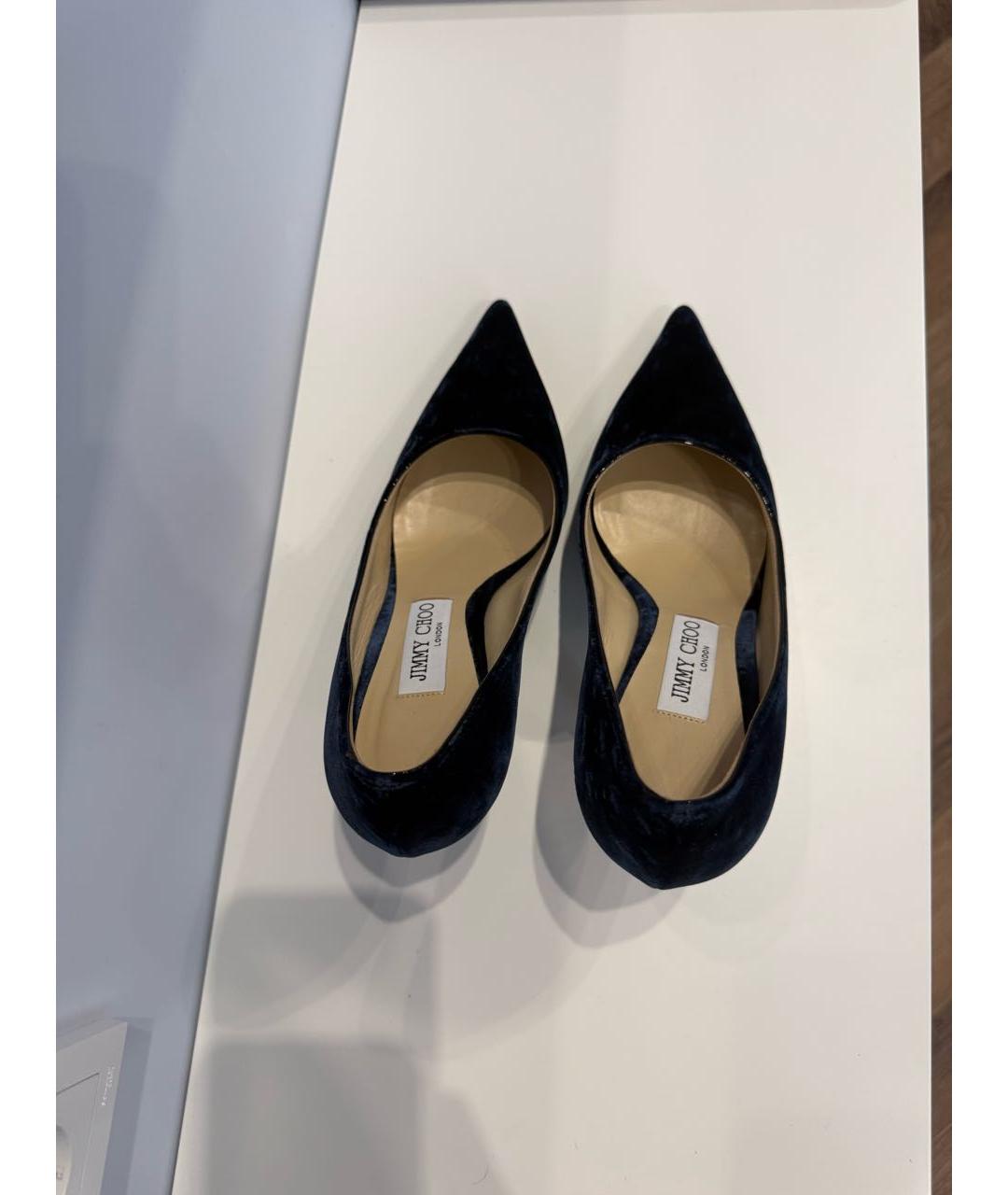 JIMMY CHOO Темно-синие бархатные туфли, фото 3
