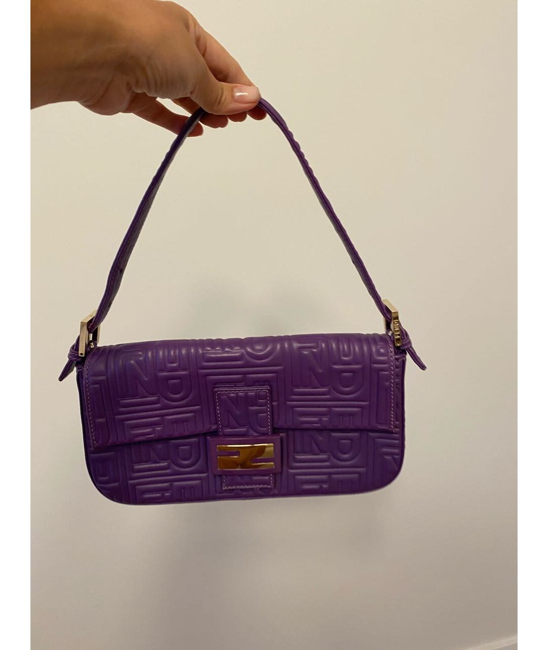 FENDI Фиолетовая кожаная сумка с короткими ручками, фото 4