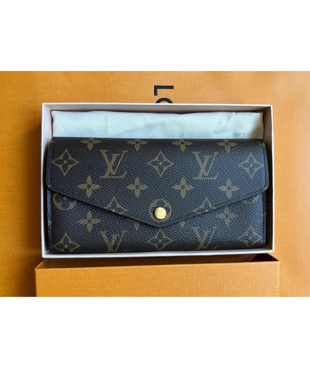 LOUIS VUITTON Коричневый кошелек, фото 5