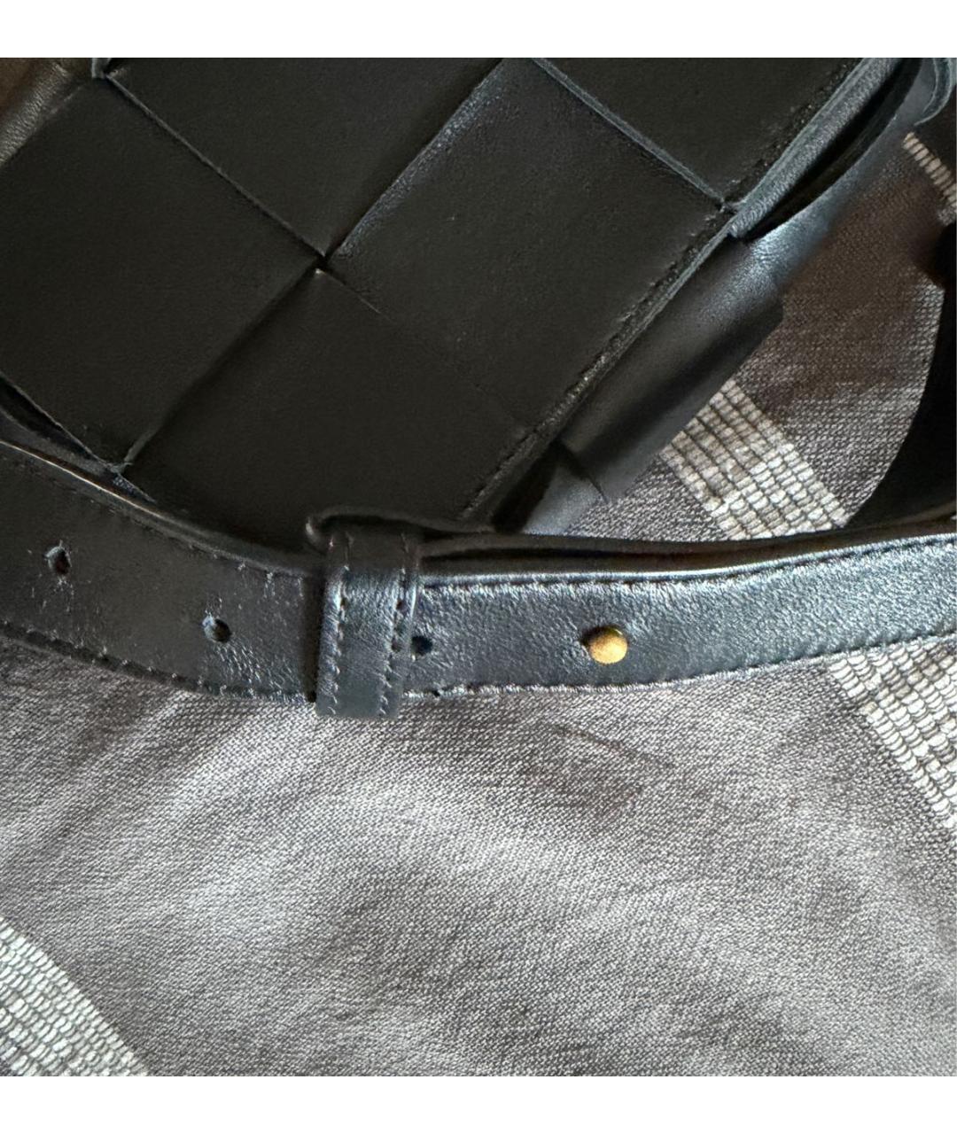BOTTEGA VENETA Черная кожаная поясная сумка, фото 4