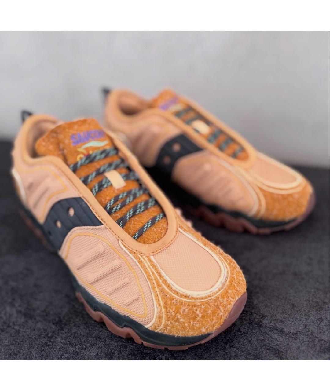 SAUCONY Горчичные замшевые низкие кроссовки / кеды, фото 2
