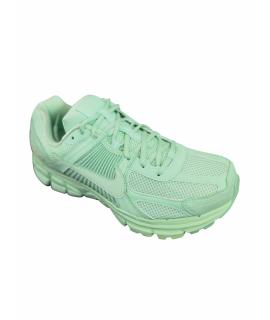 NIKE Низкие кроссовки / кеды