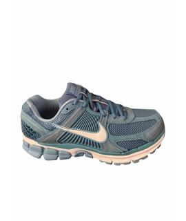 NIKE Низкие кроссовки / кеды