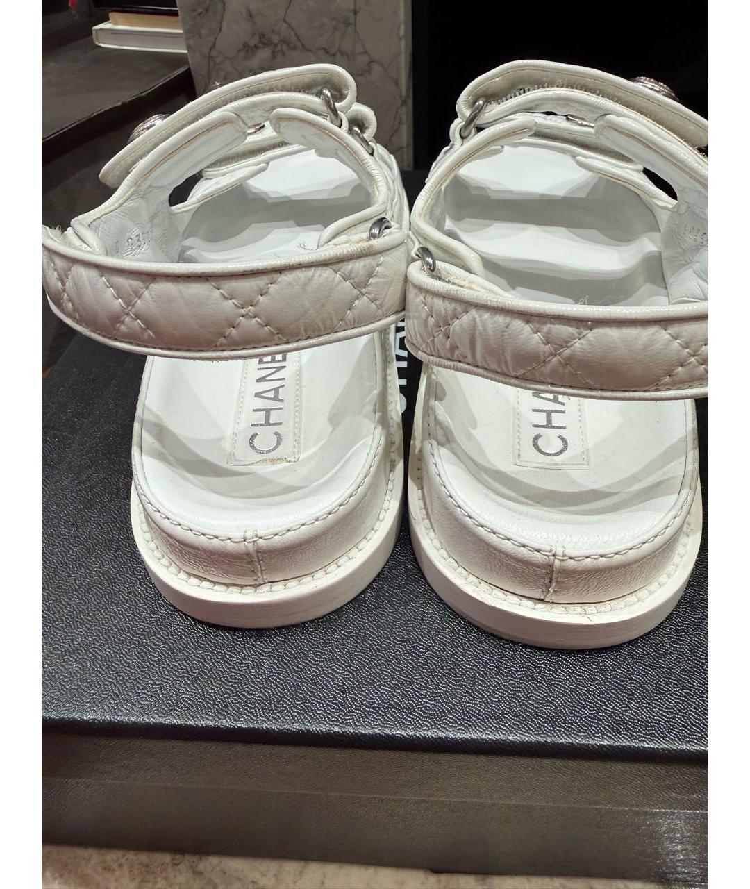 CHANEL Белые кожаные сандалии, фото 5