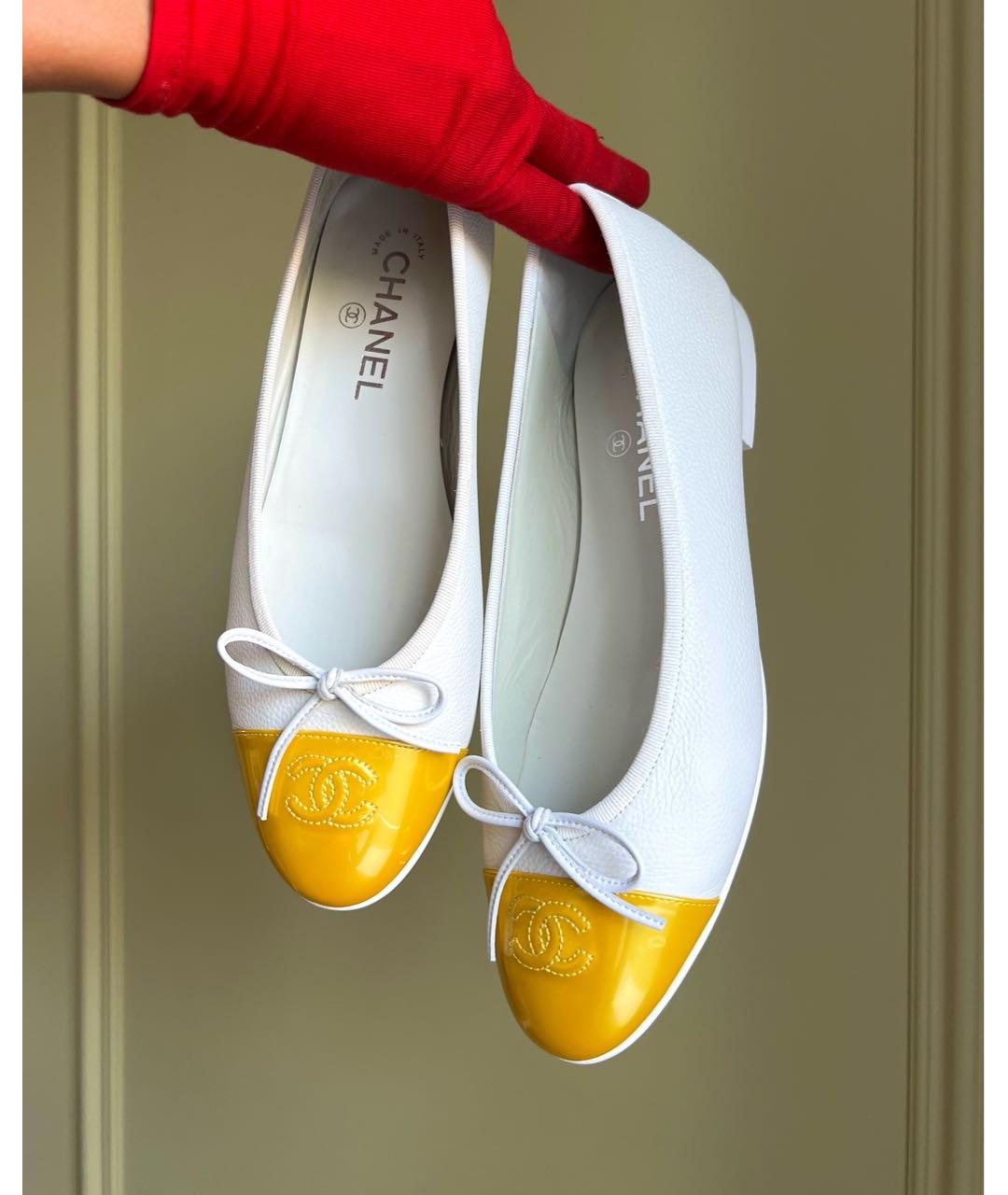 CHANEL Белые кожаные балетки, фото 5