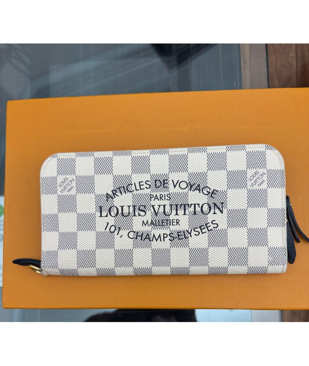 LOUIS VUITTON Бежевый кошелек, фото 4