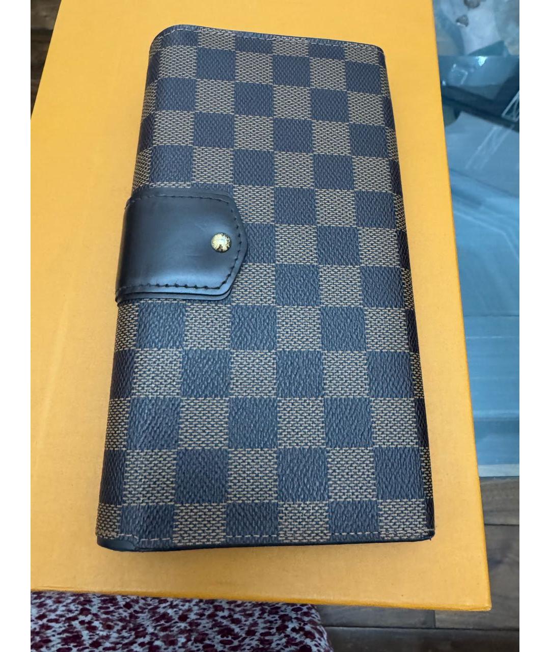 LOUIS VUITTON Коричневый кошелек, фото 3