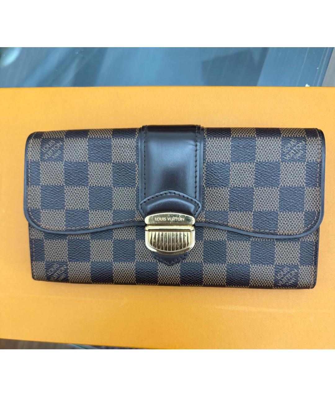 LOUIS VUITTON Коричневый кошелек, фото 6