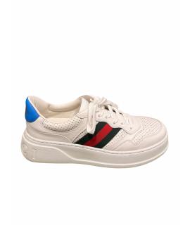 GUCCI Низкие кроссовки / кеды
