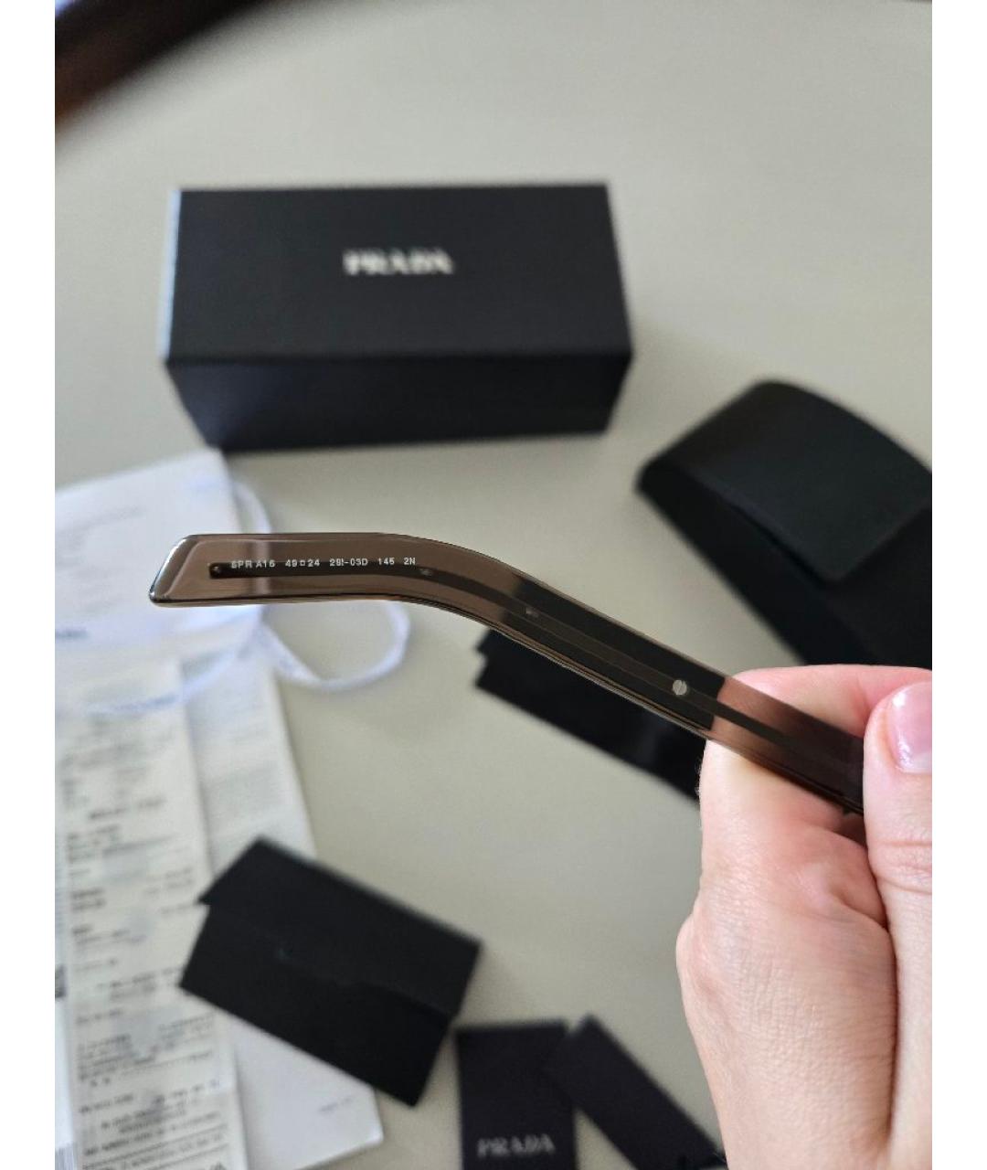 PRADA Серые пластиковые солнцезащитные очки, фото 3