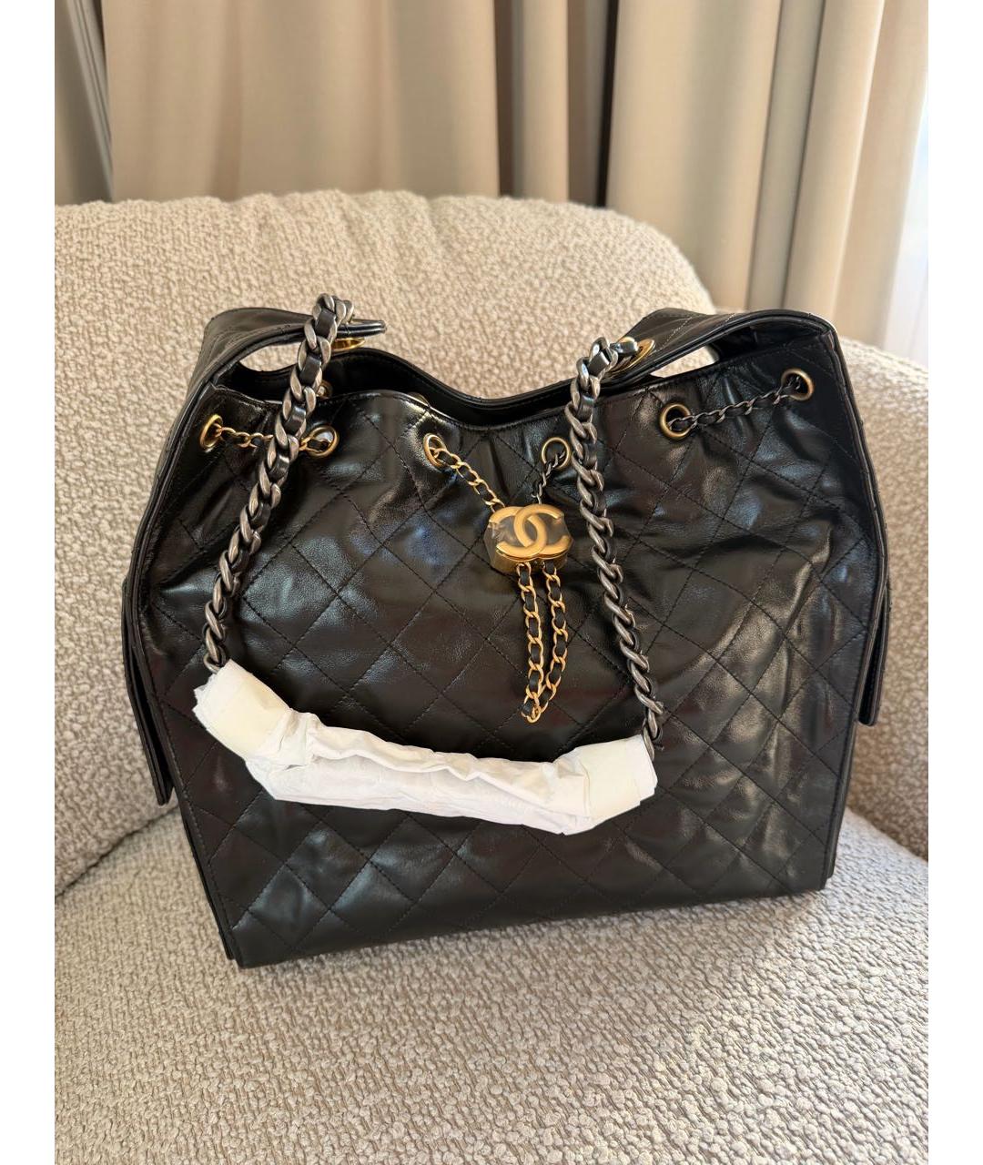 CHANEL Черная кожаная сумка тоут, фото 8