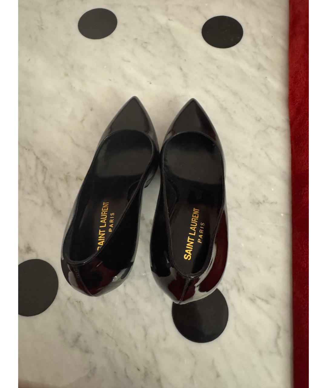 SAINT LAURENT Черные туфли из лакированной кожи, фото 3