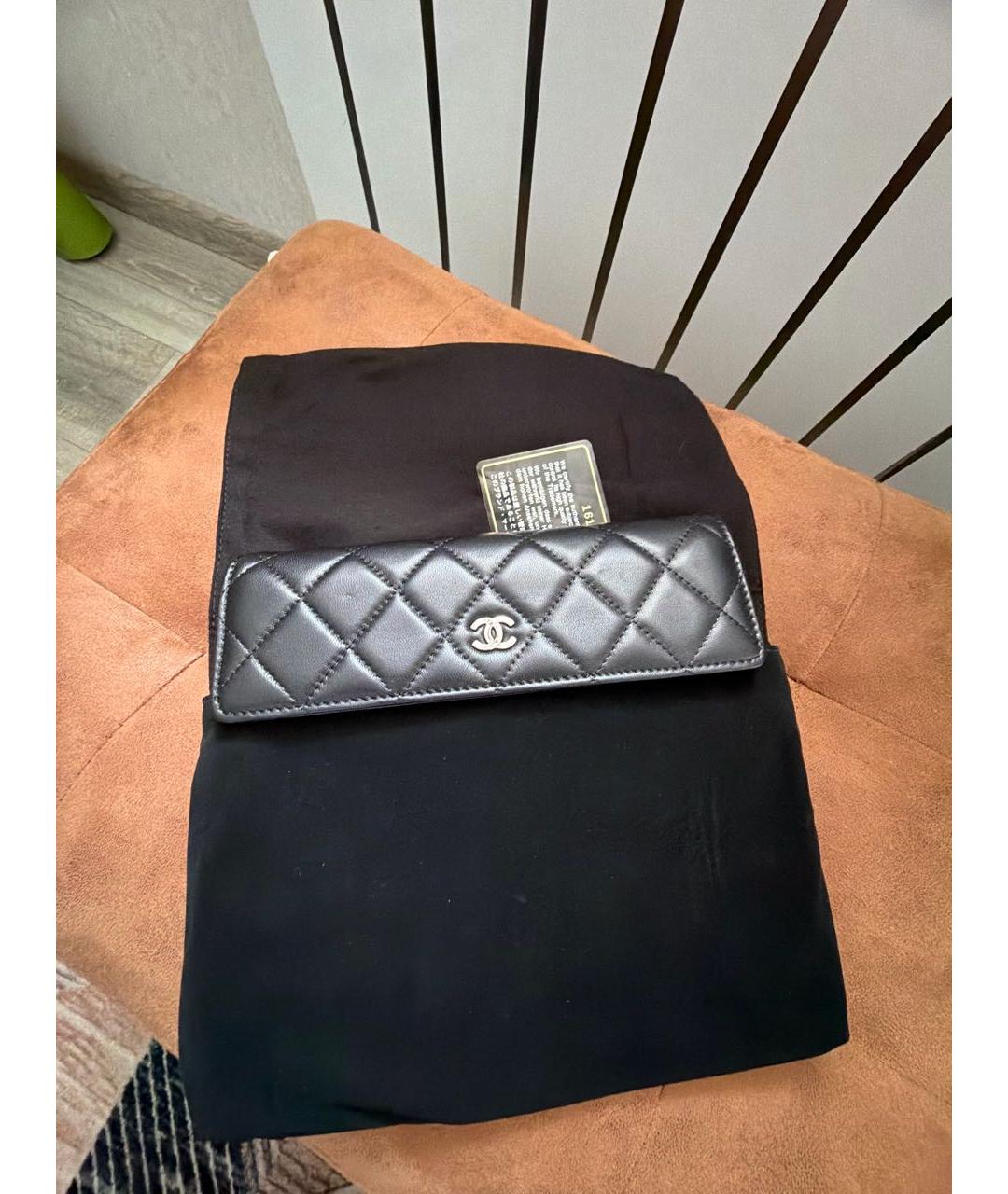CHANEL Черный кожаный кошелек, фото 6
