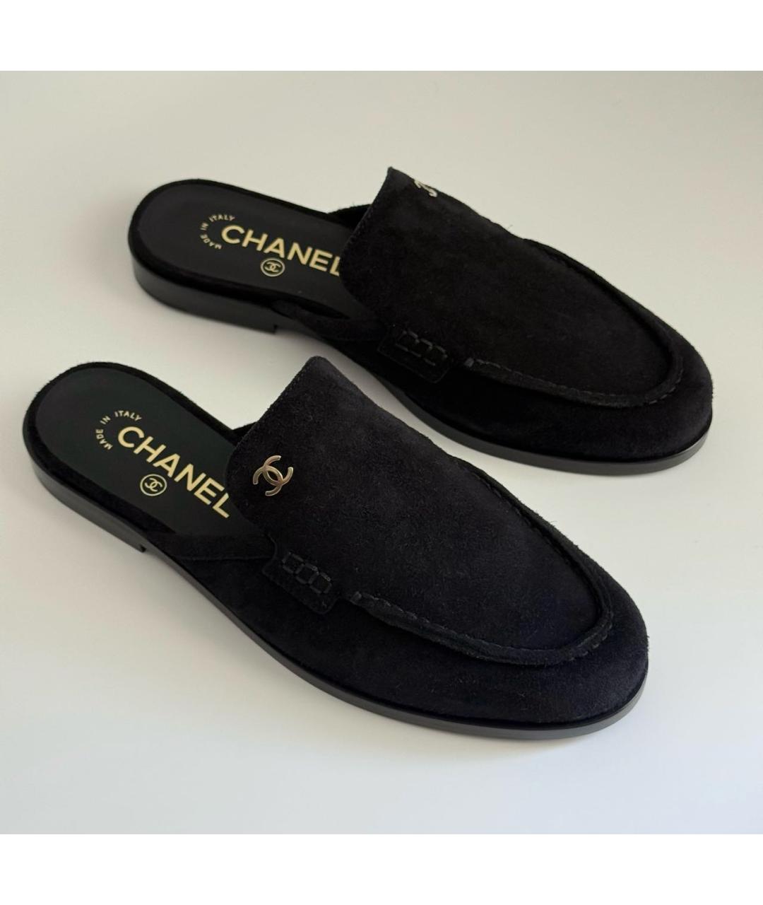 CHANEL Черные замшевые мюли, фото 2