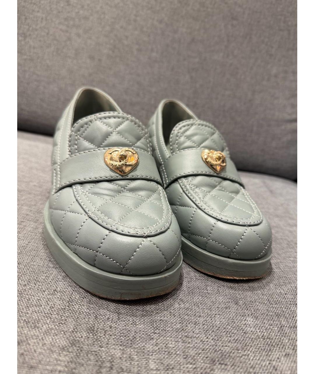 CHANEL Бирюзовые кожаные лоферы, фото 6
