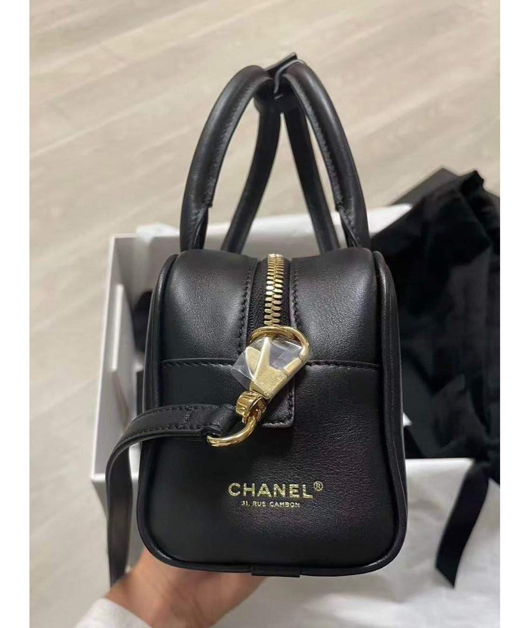 CHANEL Черная кожаная сумка с короткими ручками, фото 4