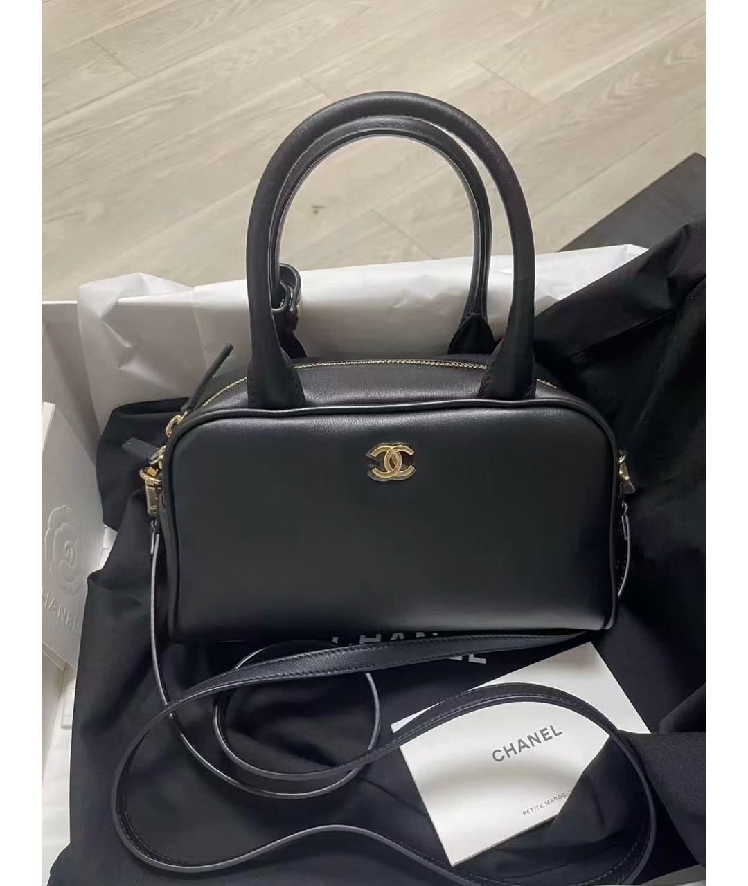 CHANEL Черная кожаная сумка с короткими ручками, фото 6